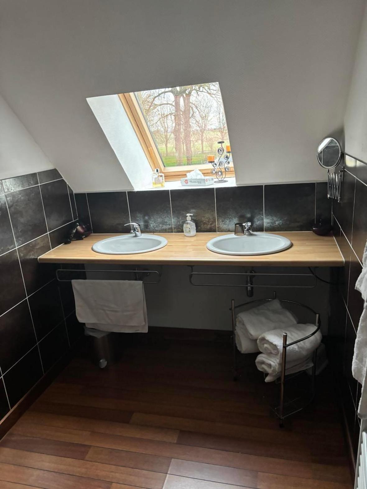 Le Blockhaus de Domléger et Spa Esterno foto